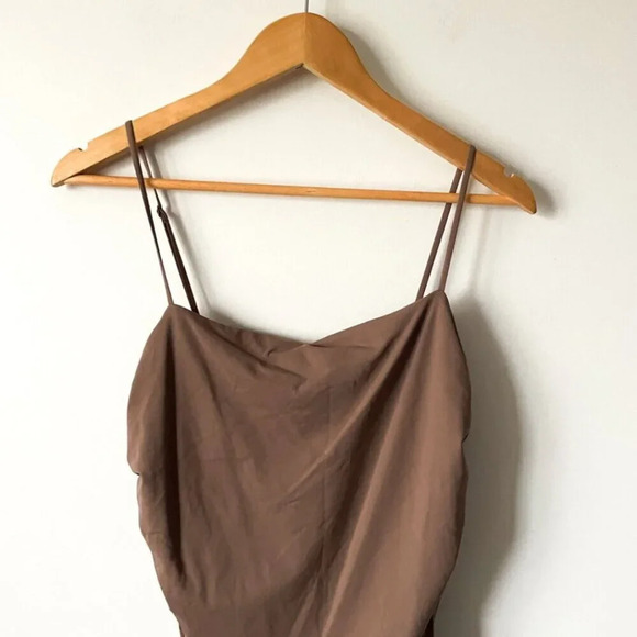 Aritzia Babaton Contour Ruched Cami Mini Dress Deep Taupe Tan Size XL - Picture 6 of 9